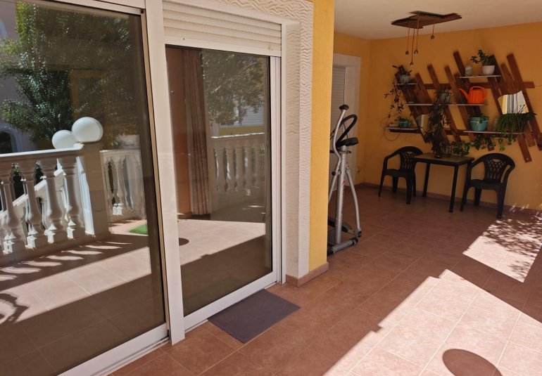 Resale - Townhouse -
La Nucía - La nucia