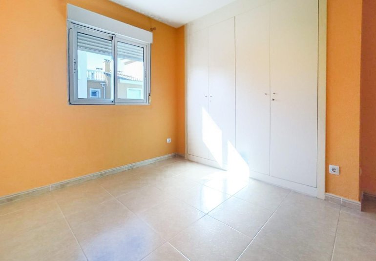 Resale - Townhouse -
La Nucía - La nucia