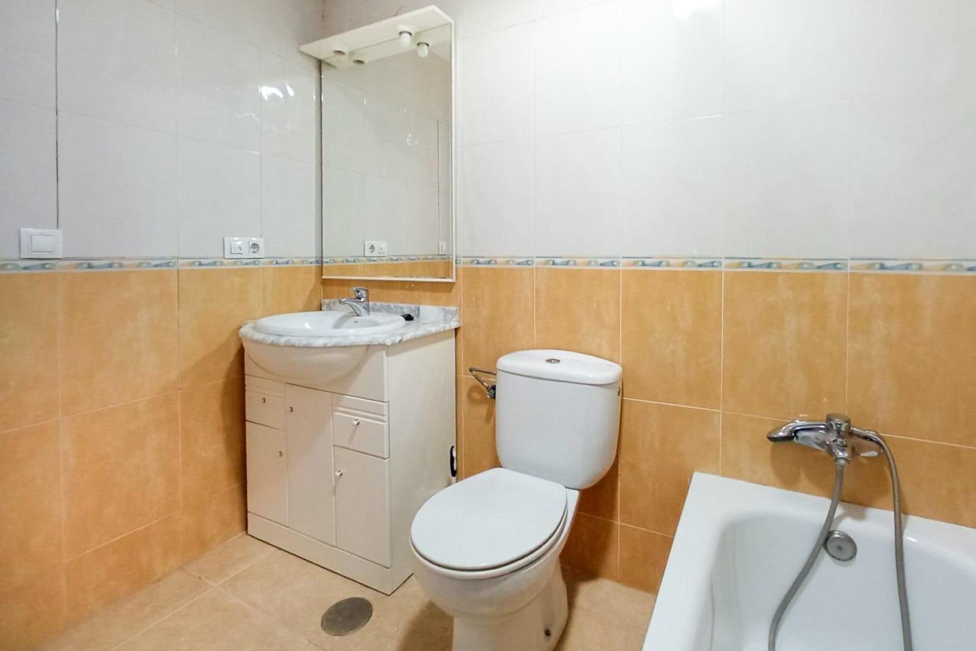 Resale - Townhouse -
La Nucía - La nucia