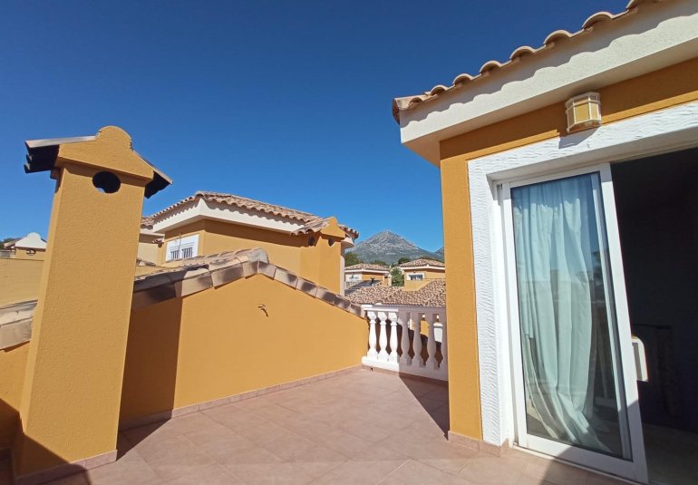 Resale - Townhouse -
La Nucía - La nucia