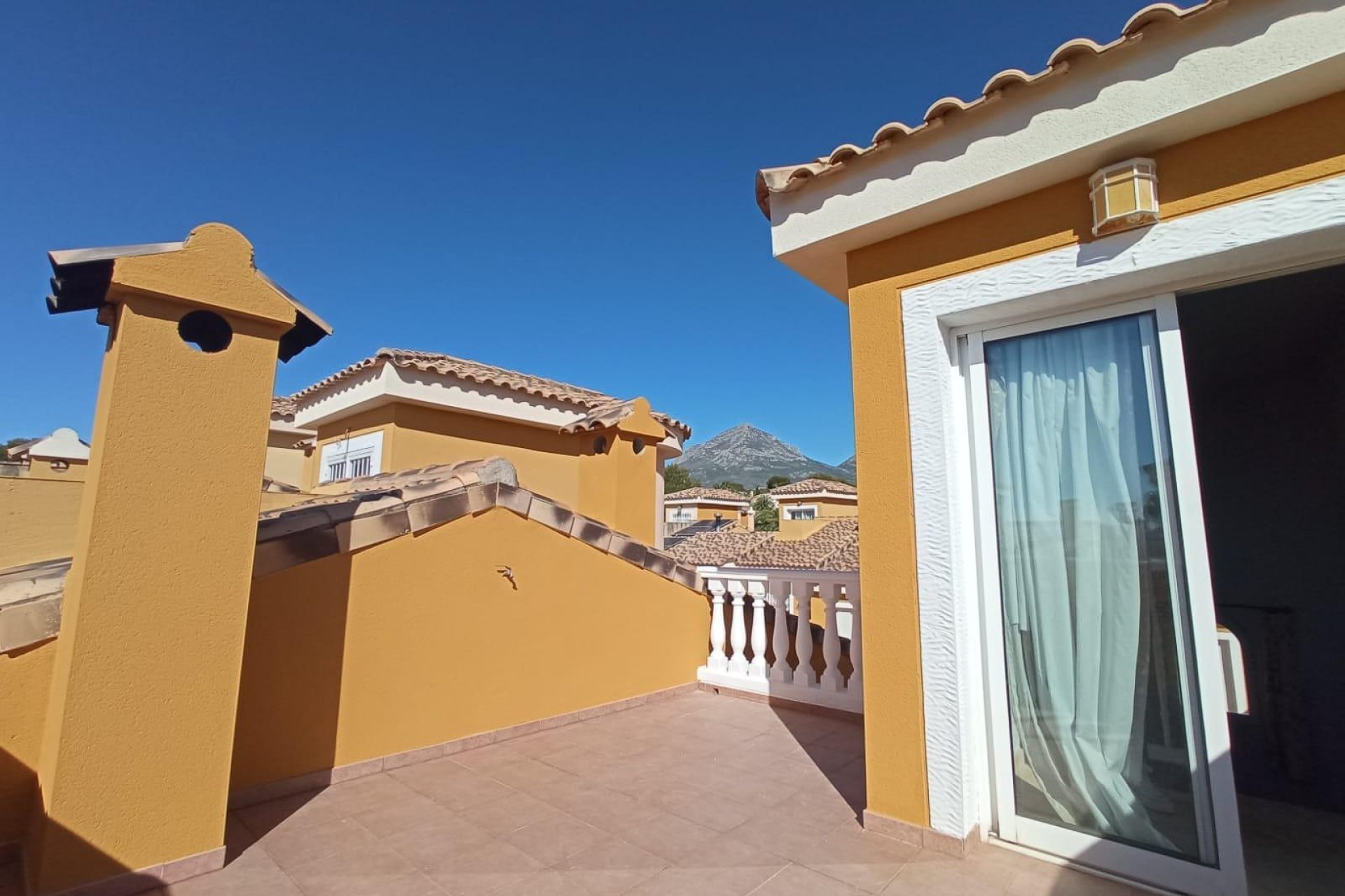 Resale - Townhouse -
La Nucía - La nucia