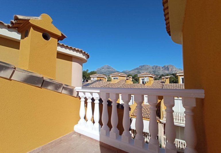 Resale - Townhouse -
La Nucía - La nucia