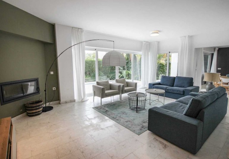Resale - Villa -
Alfaz del Pi - Albir