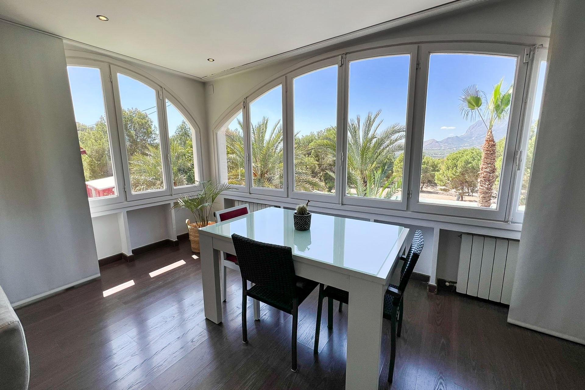 Resale - Villa -
Alfaz del Pi - Albir