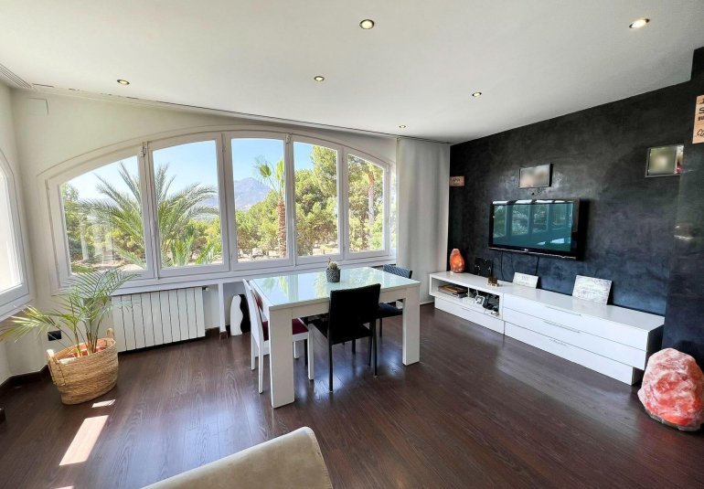 Resale - Villa -
Alfaz del Pi - Albir