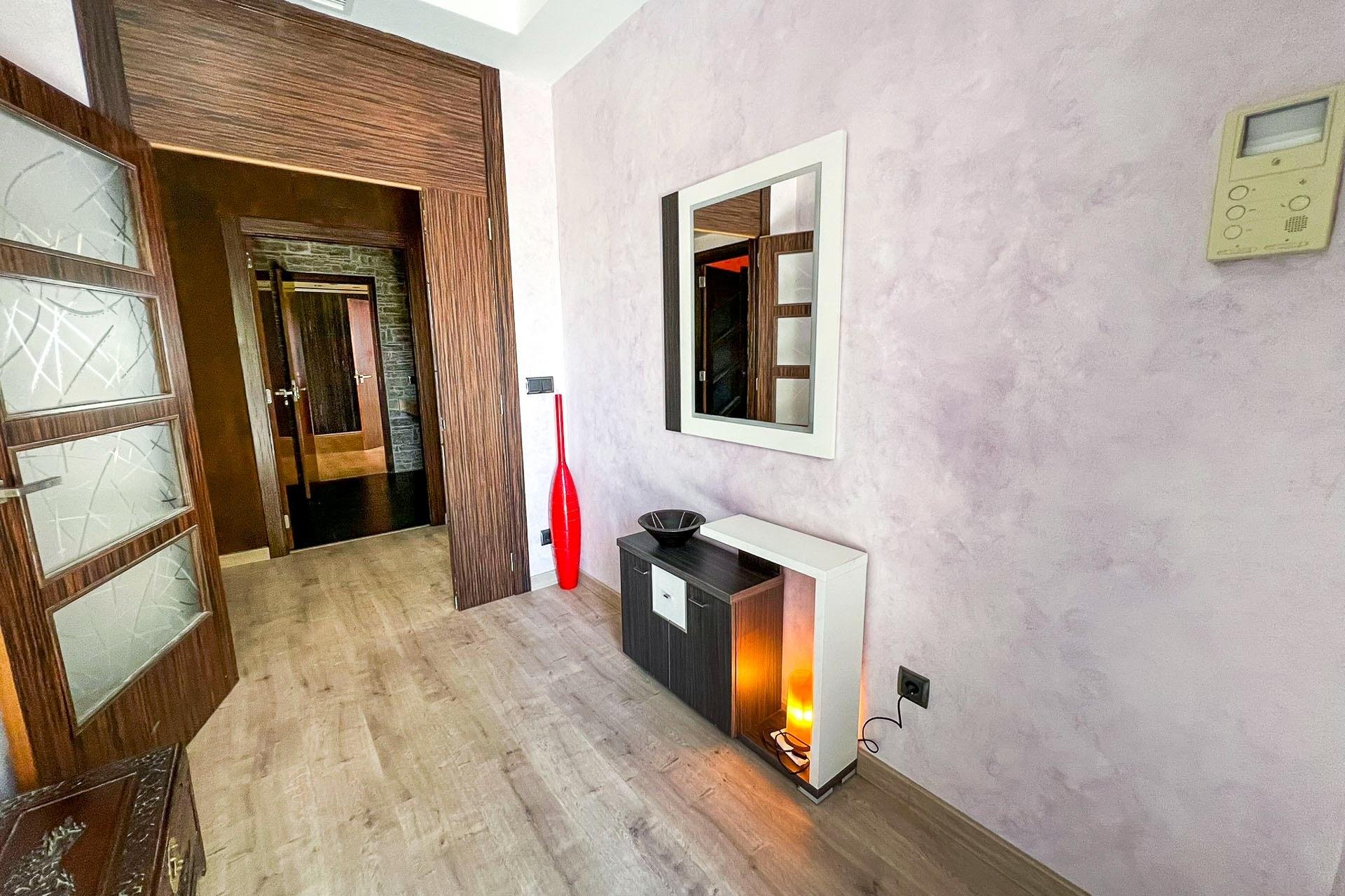 Resale - Villa -
Alfaz del Pi - Albir