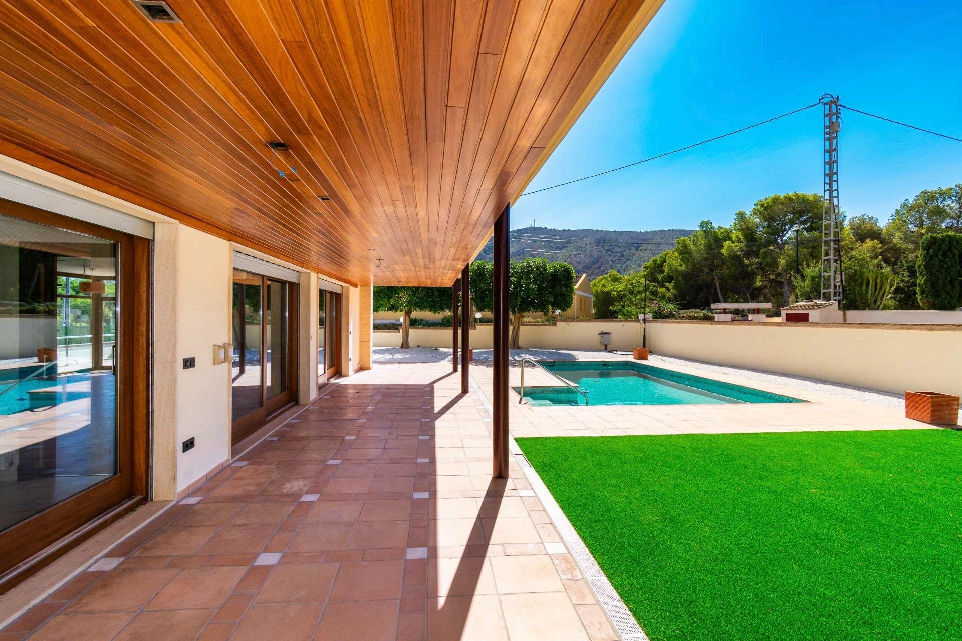 Resale - Villa -
Alfaz del Pi - Albir