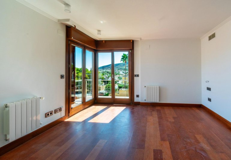 Resale - Villa -
Alfaz del Pi - Albir