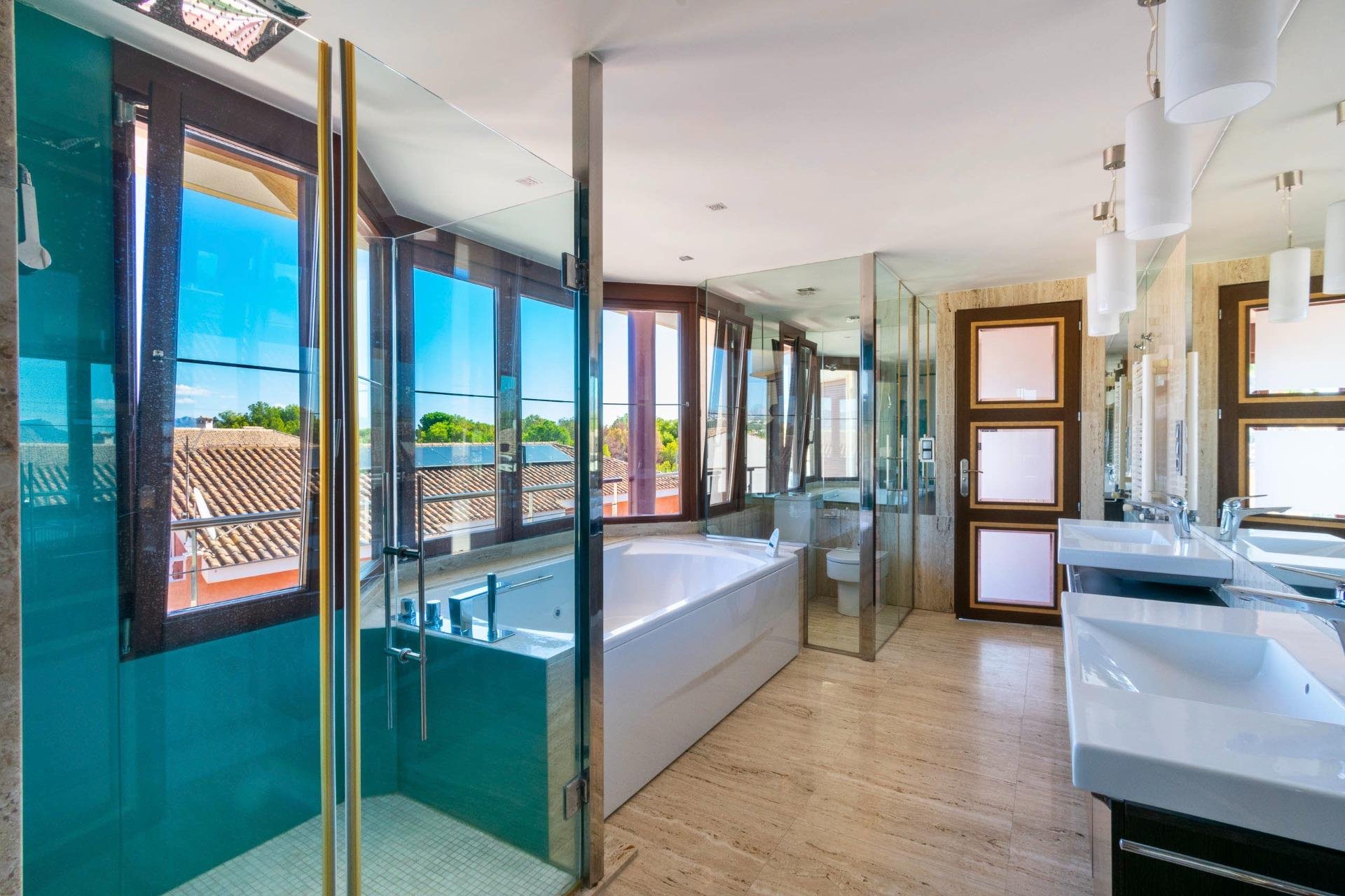 Resale - Villa -
Alfaz del Pi - Albir