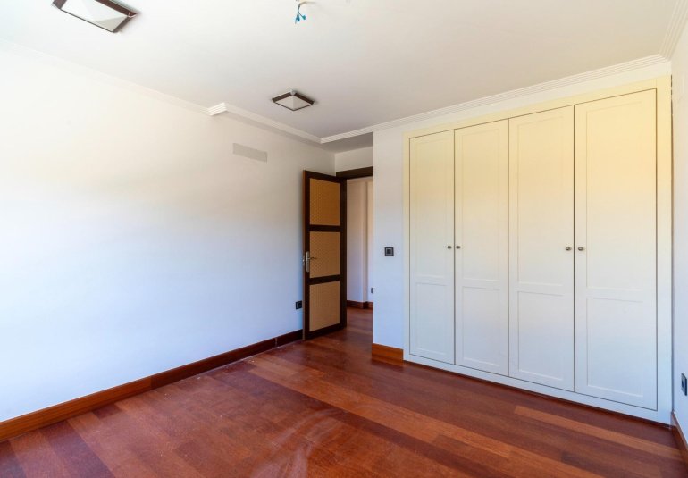 Resale - Villa -
Alfaz del Pi - Albir