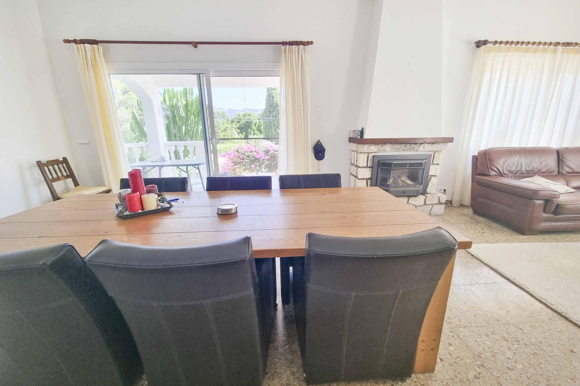 Resale - Villa -
Alfaz del Pi - Albir