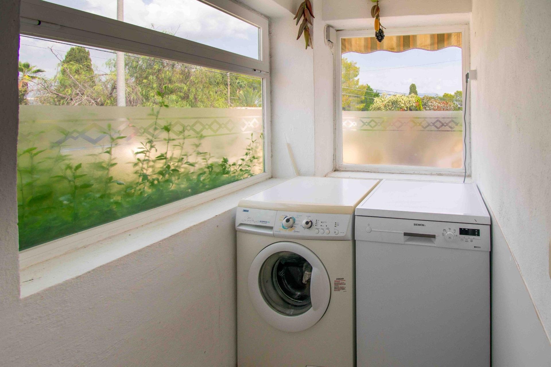 Resale - Villa -
Alfaz del Pi - Albir