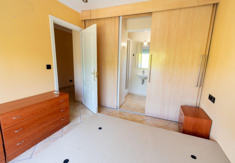 Resale - Villa -
Alfaz del Pi - Albir