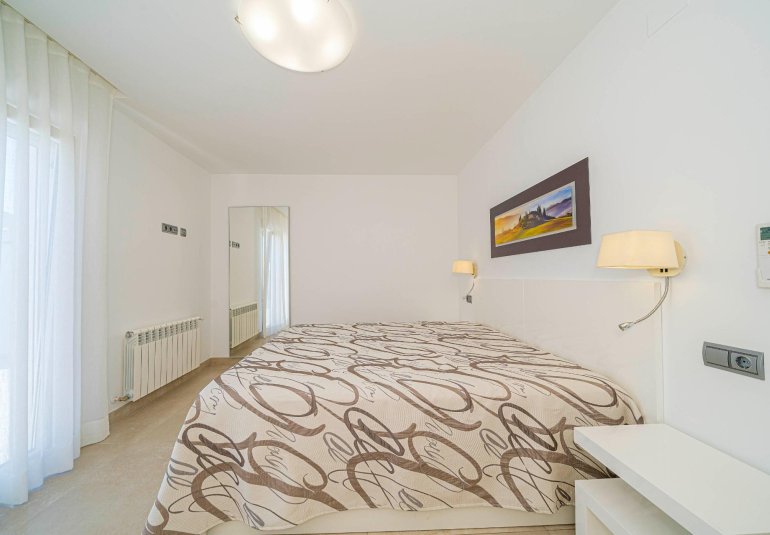 Resale - Villa -
Alfaz del Pi - Albir