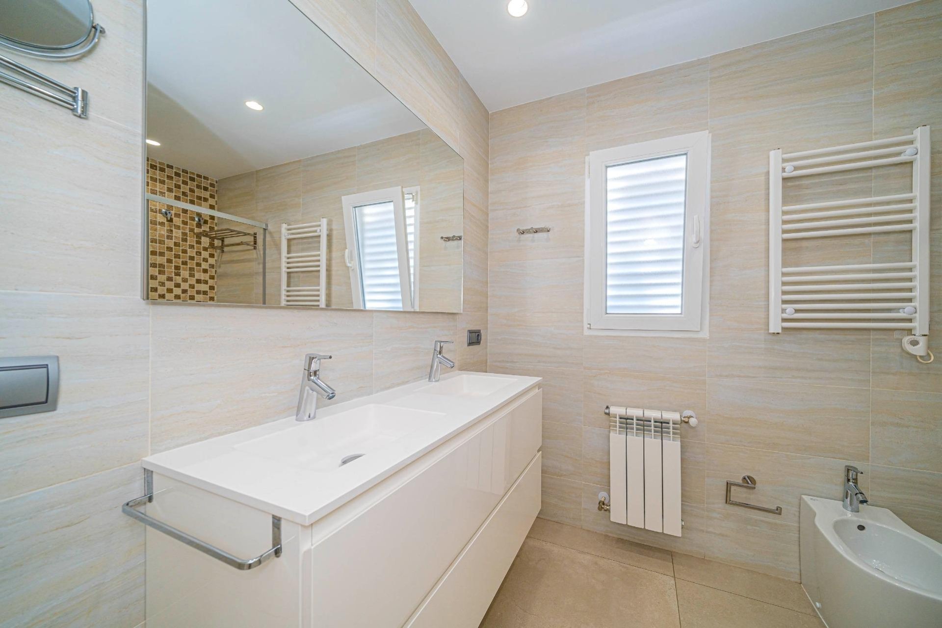 Resale - Villa -
Alfaz del Pi - Albir