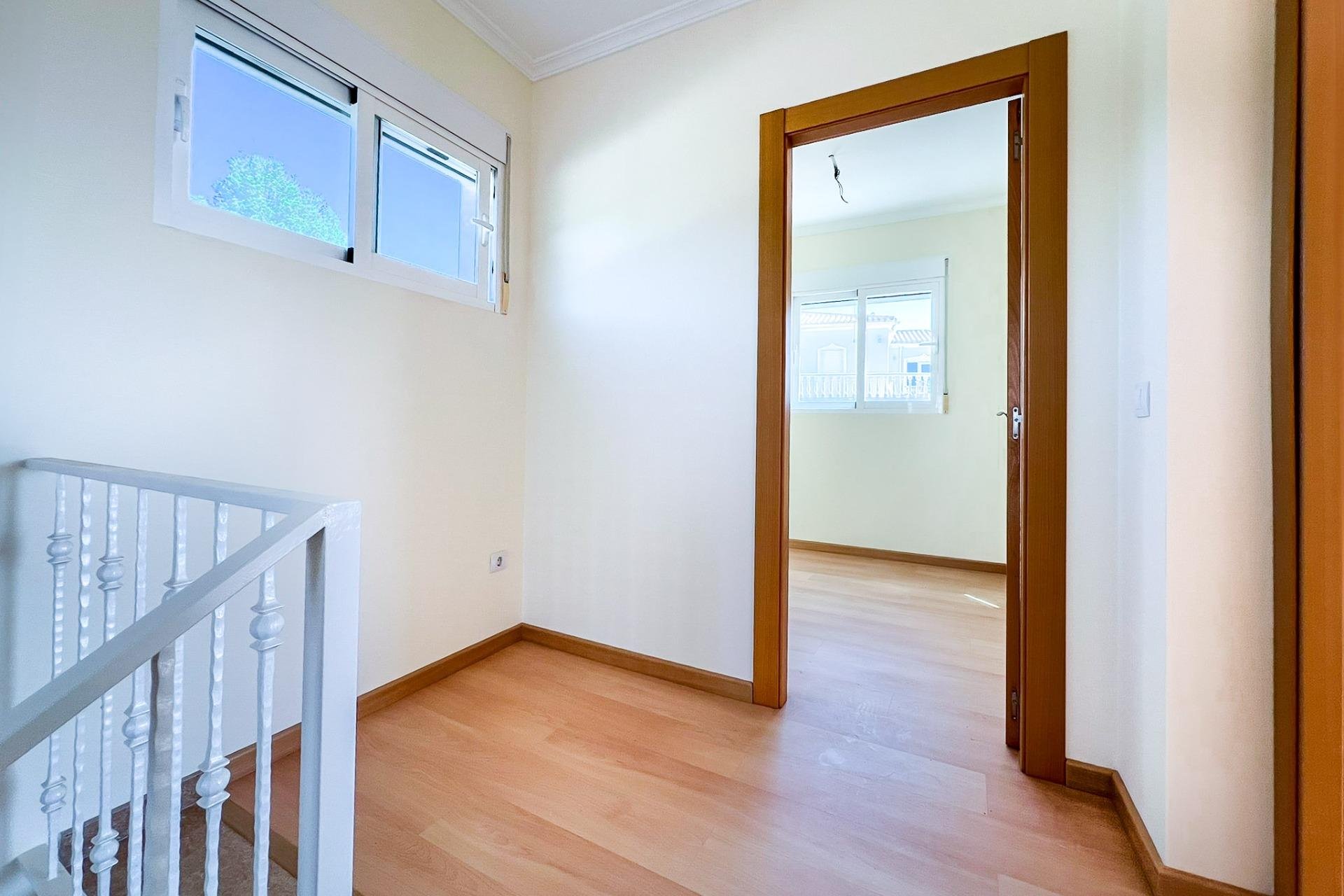 Resale - Villa -
Alfaz del Pi