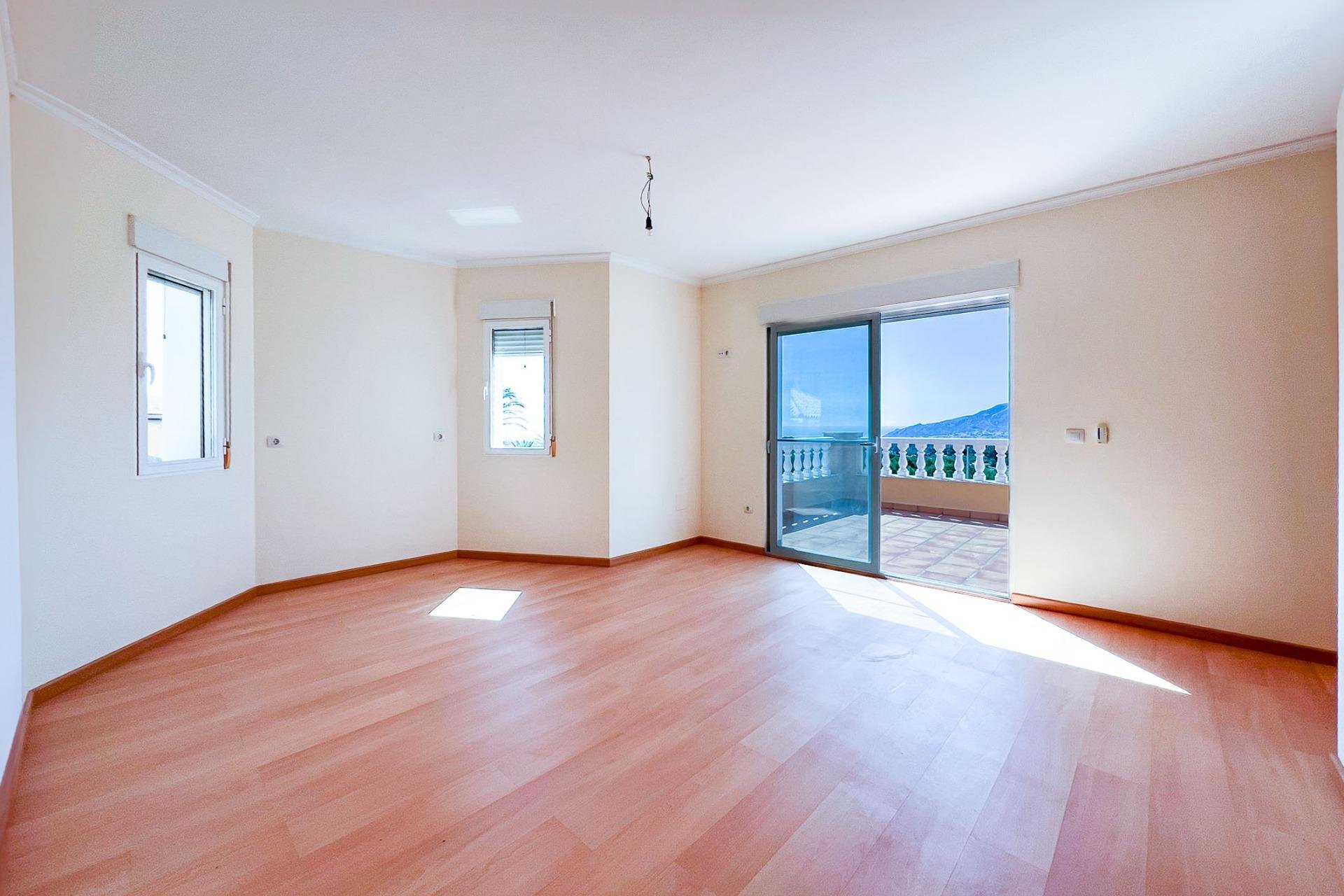 Resale - Villa -
Alfaz del Pi