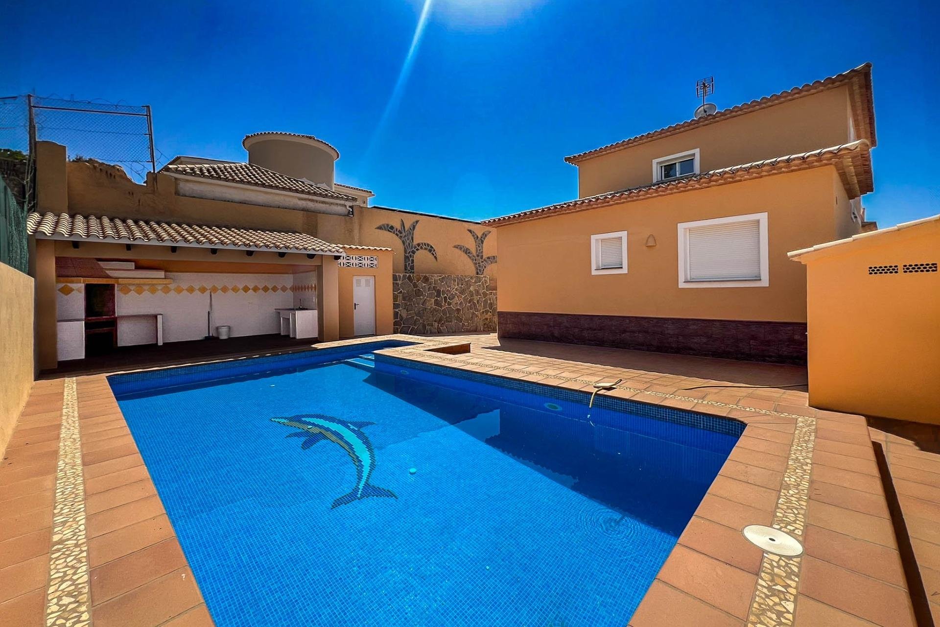 Resale - Villa -
Alfaz del Pi