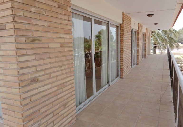 Resale - Villa -
Alfaz del Pi