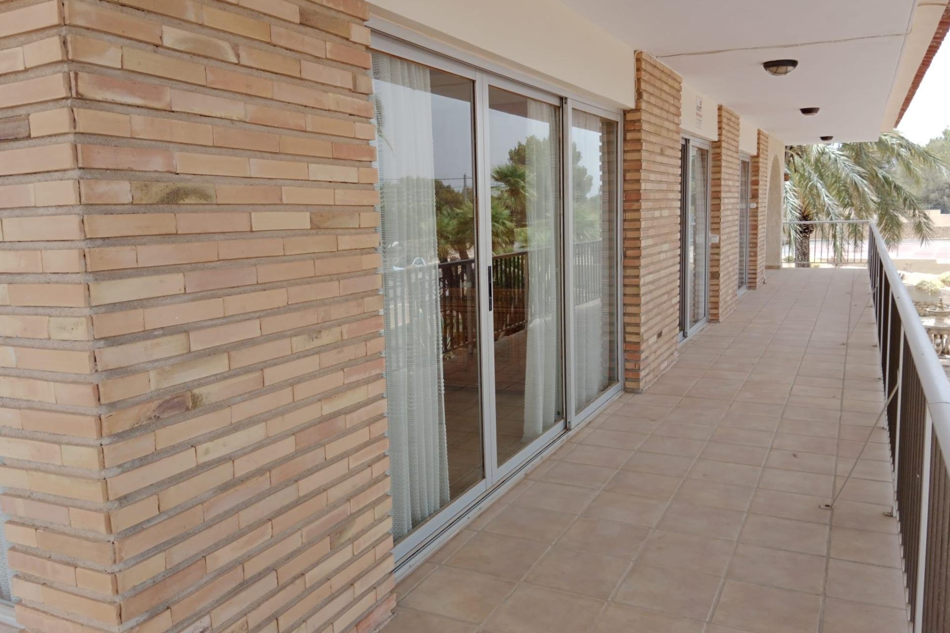 Resale - Villa -
Alfaz del Pi