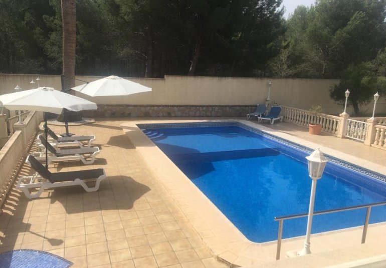 Resale - Villa -
Alfaz del Pi