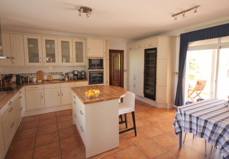 Resale - Villa -
Alfaz del Pi