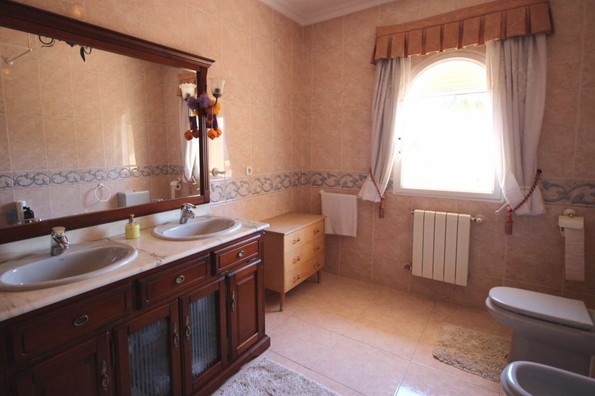 Resale - Villa -
Alfaz del Pi