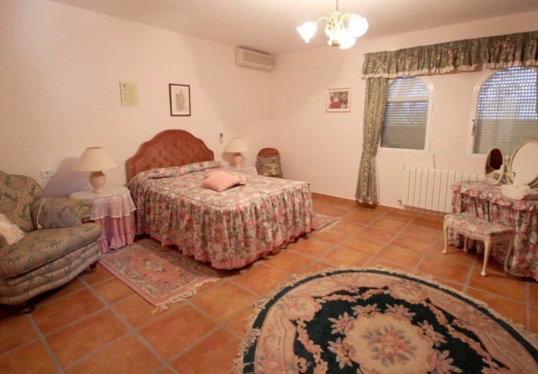 Resale - Villa -
Alfaz del Pi