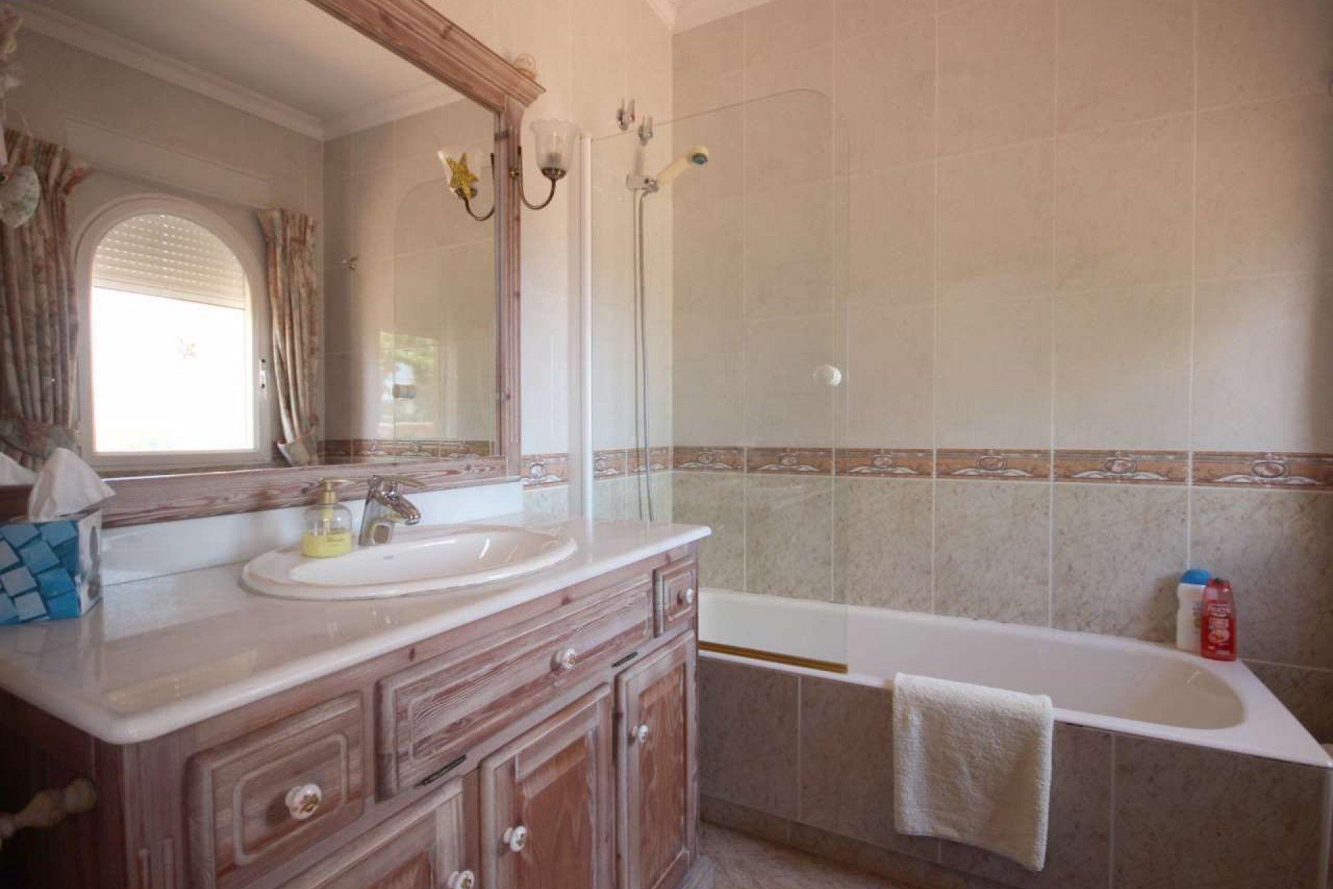 Resale - Villa -
Alfaz del Pi