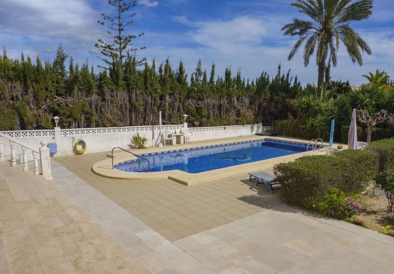 Resale - Villa -
Alfaz del Pi