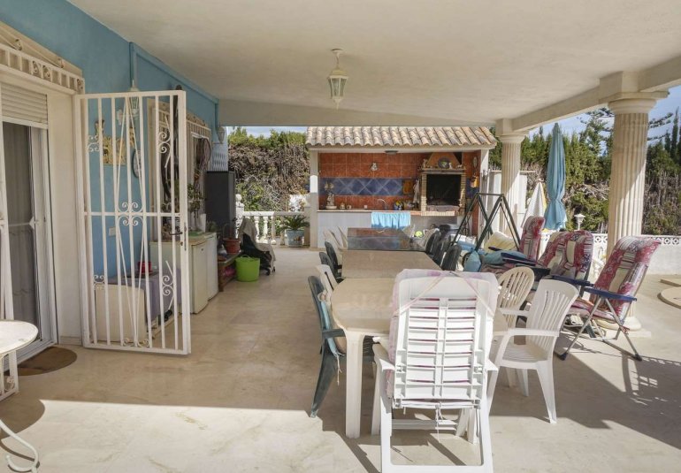 Resale - Villa -
Alfaz del Pi