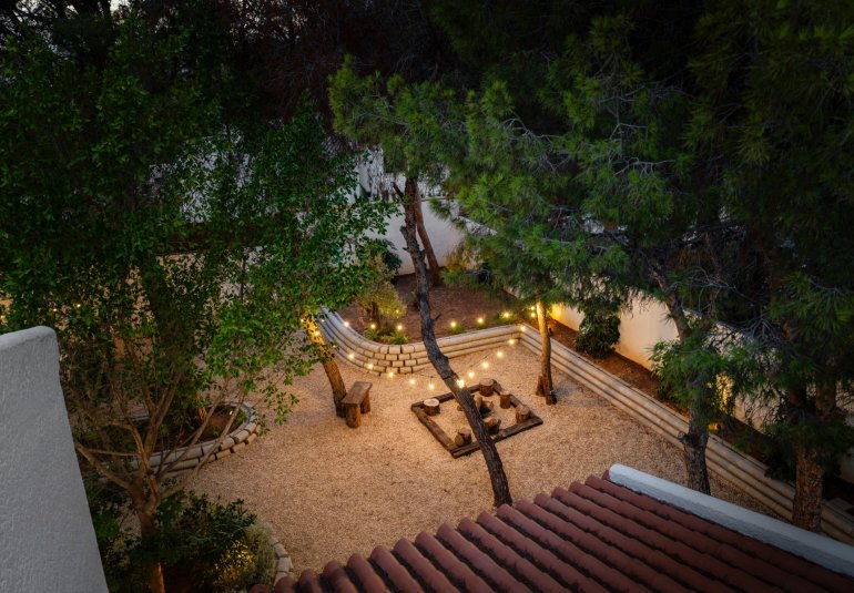 Resale - Villa -
Altea - Urbanizaciones