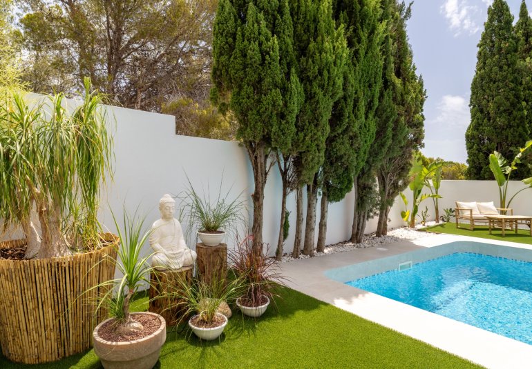 Resale - Villa -
Altea - Urbanizaciones