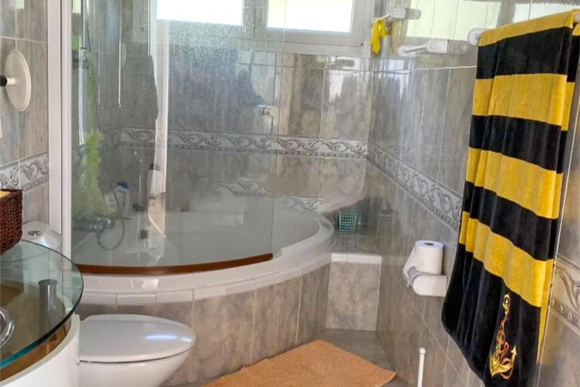 Resale - Villa -
Altea