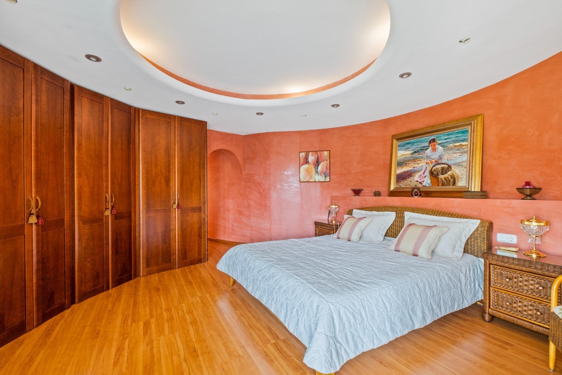 Resale - Villa -
Altea