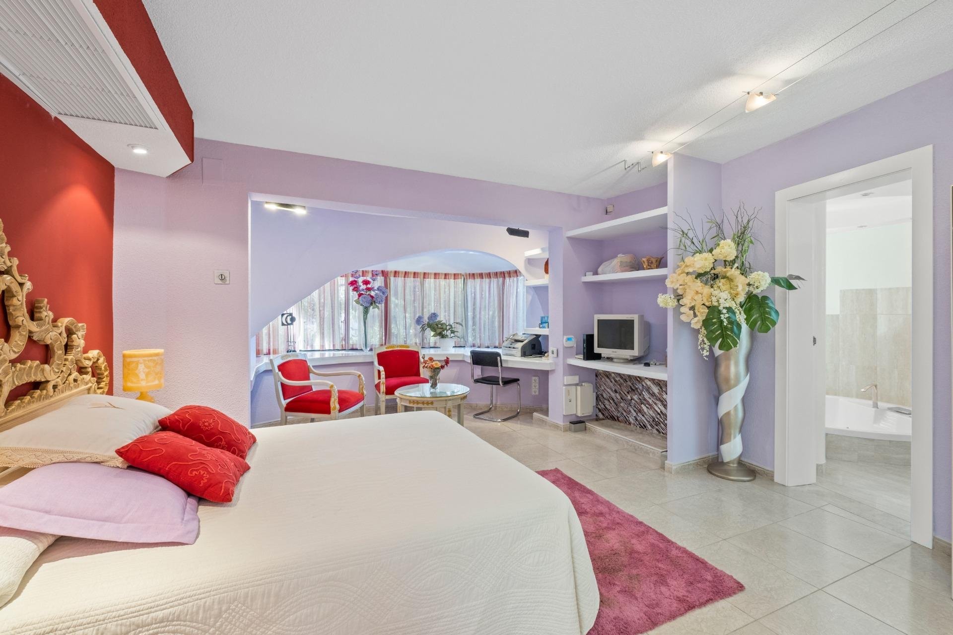 Resale - Villa -
Altea