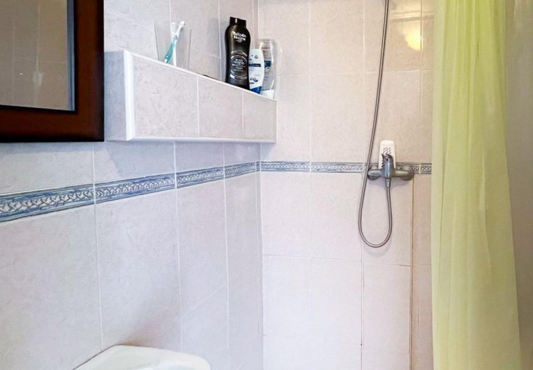 Resale - Villa -
Benidorm