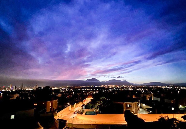 Resale - Villa -
Benidorm