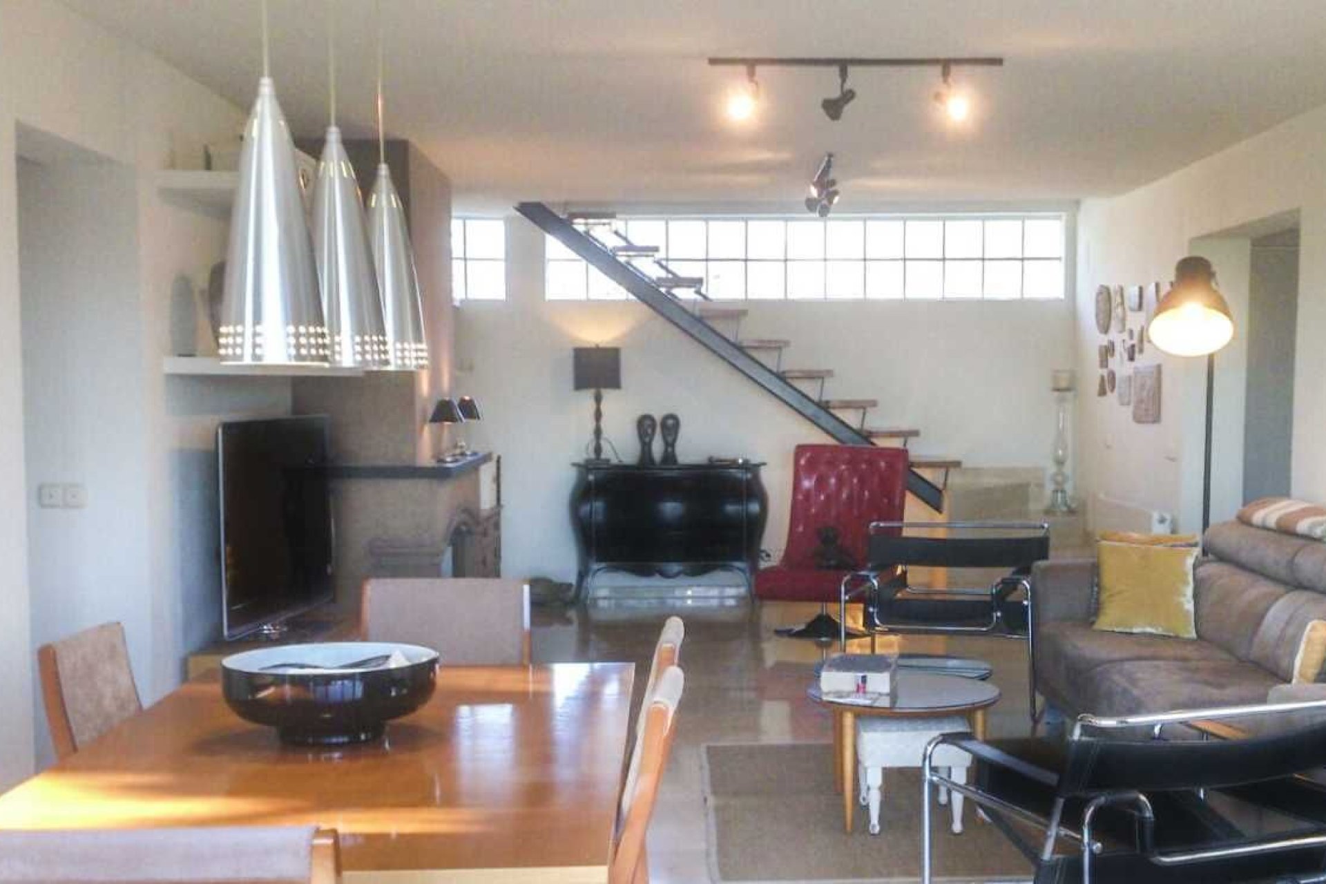 Resale - Villa -
Benidorm