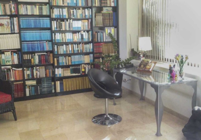 Resale - Villa -
Benidorm