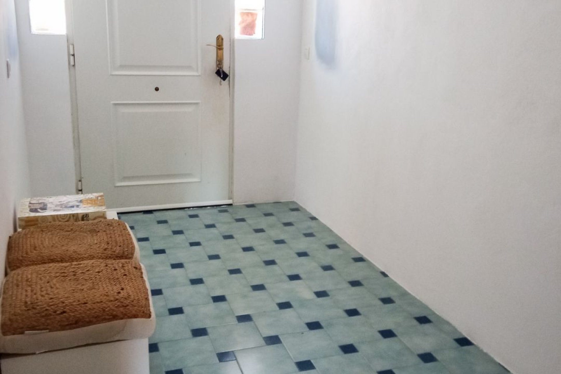 Resale - Villa -
Benidorm