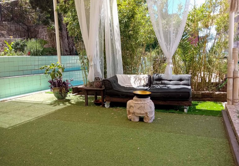 Resale - Villa -
Benidorm