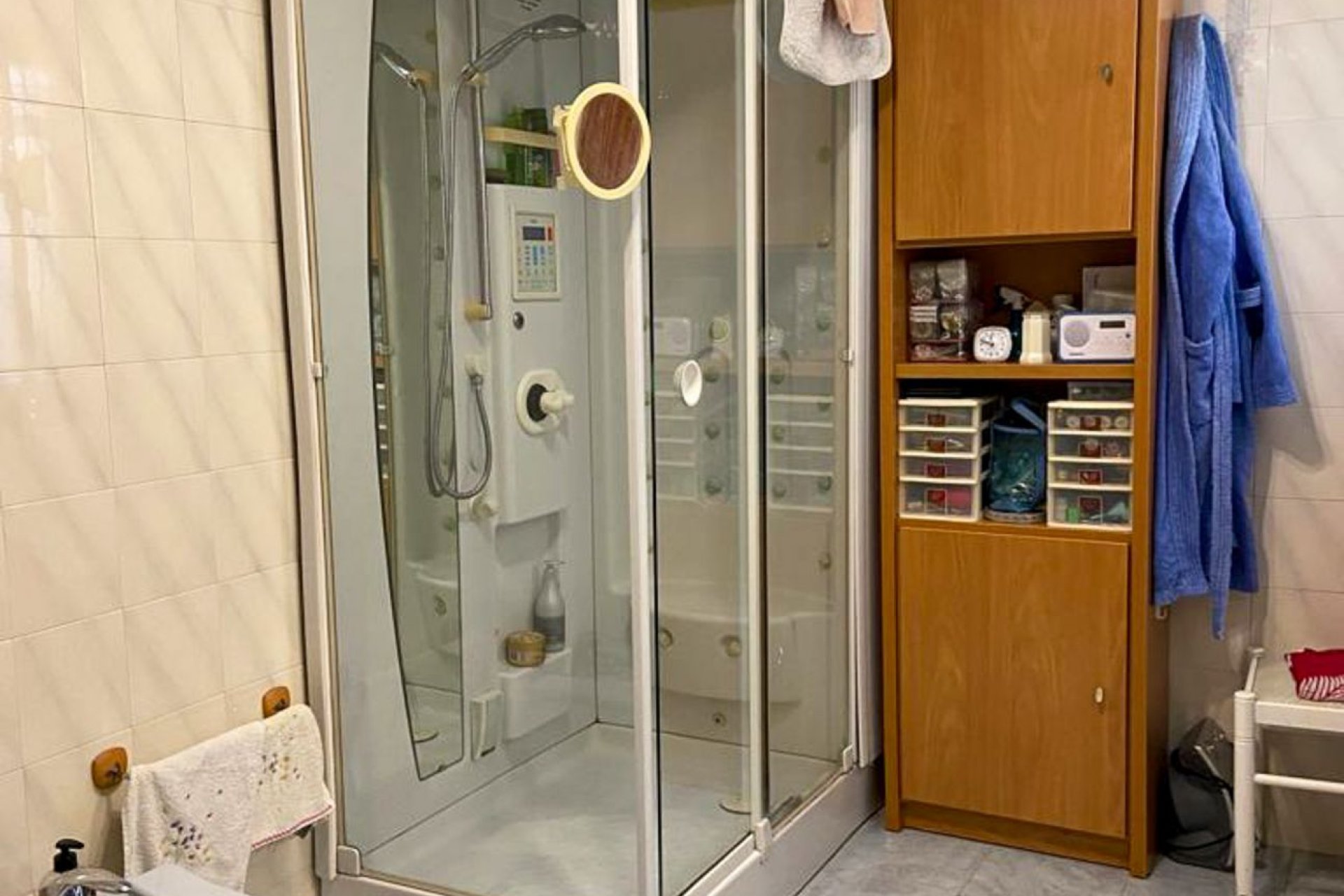 Resale - Villa -
Benidorm