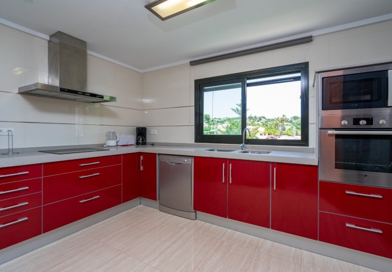 Resale - Villa -
Benissa - Cala Abogat