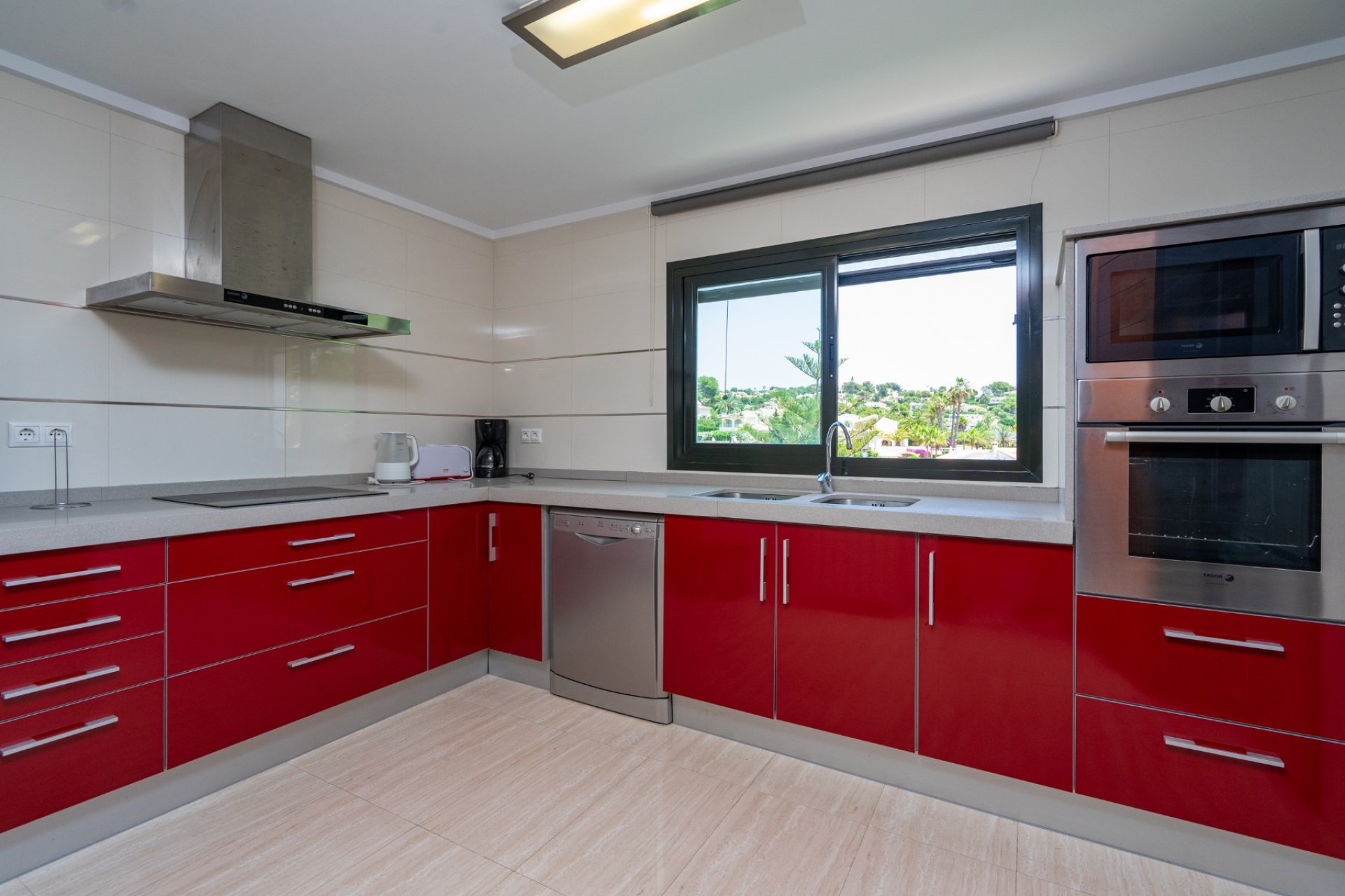 Resale - Villa -
Benissa - Cala Abogat