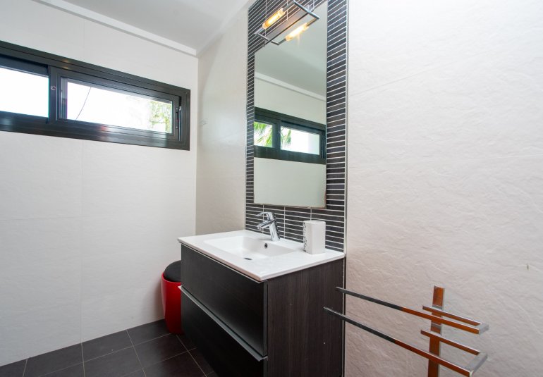 Resale - Villa -
Benissa - Cala Abogat