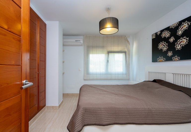 Resale - Villa -
Benissa - Cala Abogat
