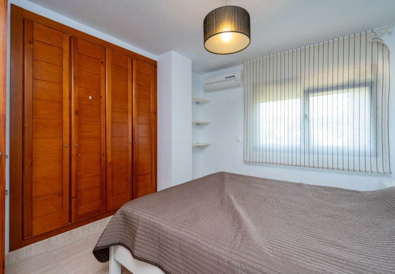 Resale - Villa -
Benissa - Cala Abogat