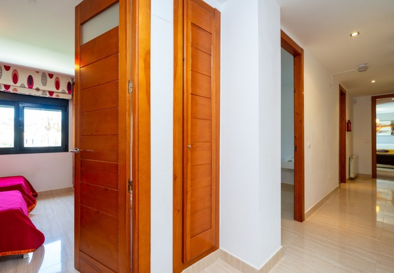 Resale - Villa -
Benissa - Cala Abogat