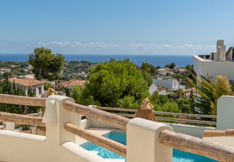 Resale - Villa -
Benissa - Montemar
